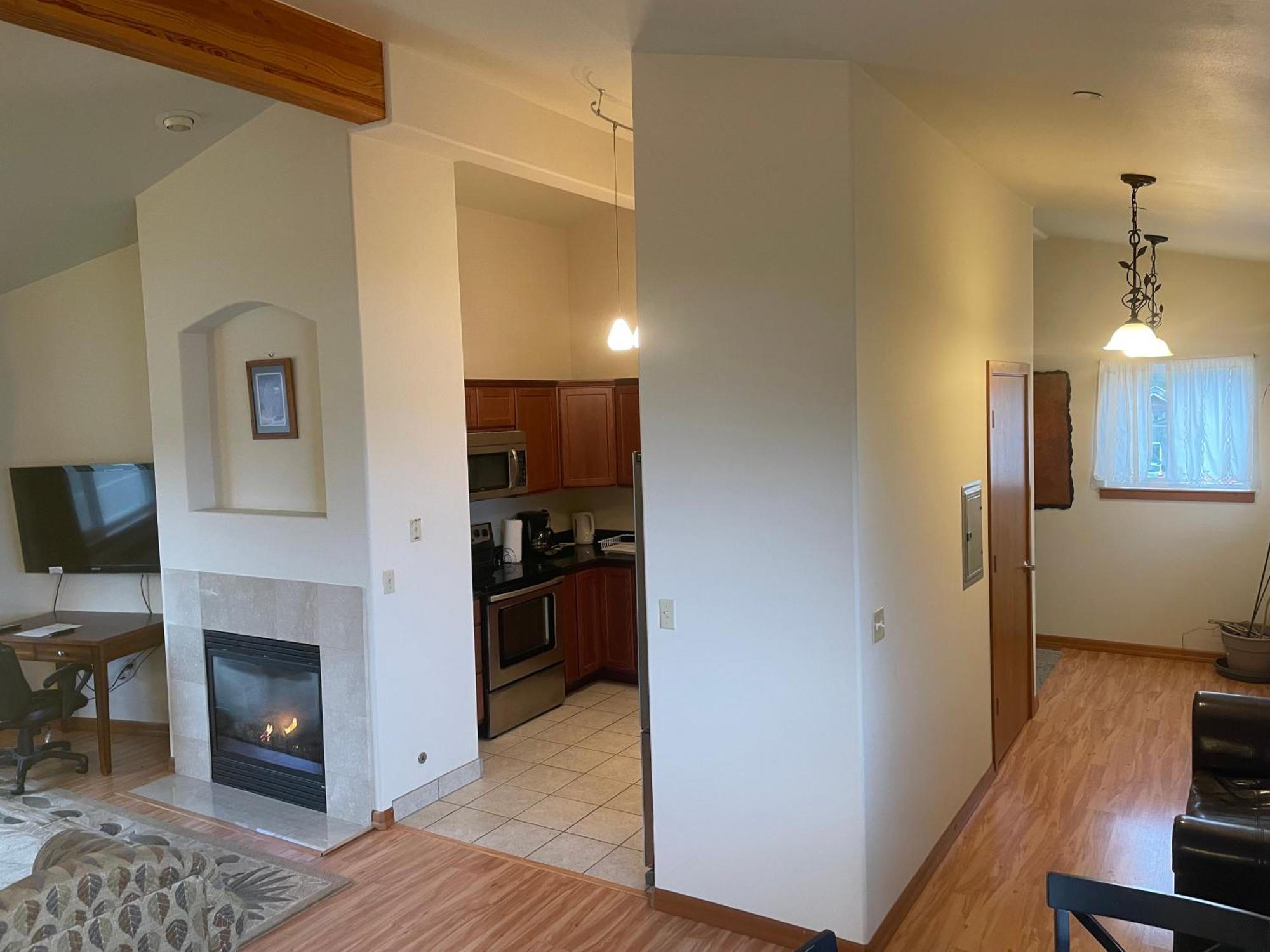 Oceanfront Allyn Apartment Esterno foto